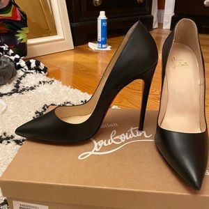 SOLD So Kate Christian Louboutin